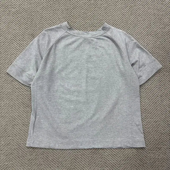 [BUNJANG] Lucky Chouette Logo Embroidered T-shirt / 럭키슈에뜨 로고 자수 티셔츠 v2900