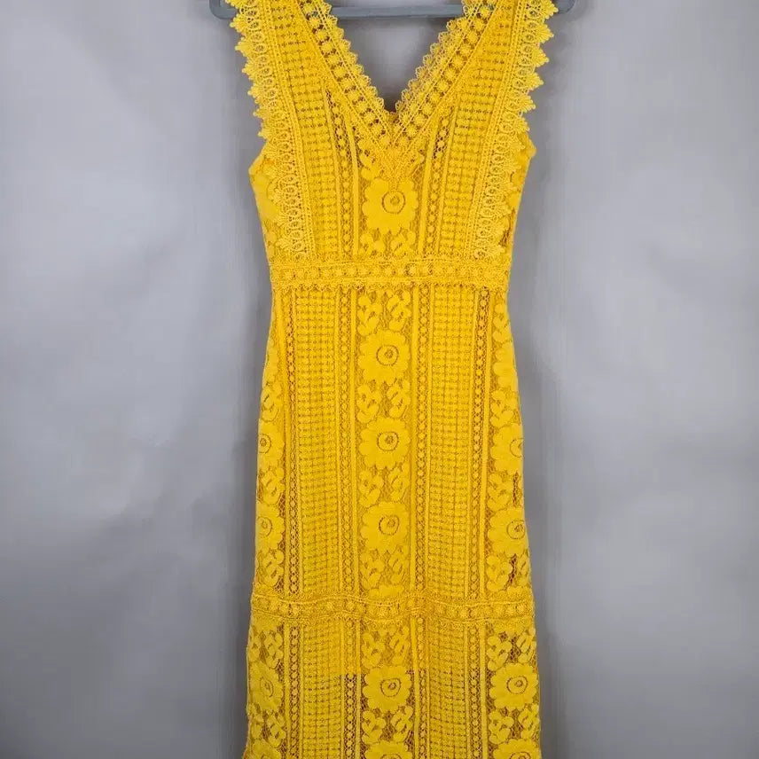[BUNJANG] Mango USA2 Lace Sleeveless Cocktail Dress / [무료배송]망고 USA2 레이스 민소매 칵테일 드레스 원피스