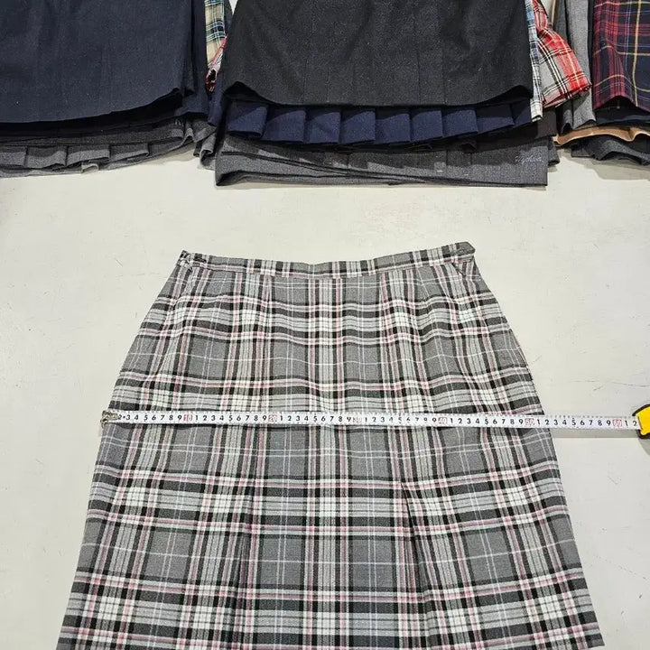 [SOLD OUT] 중고 교복치마 사이즈 83