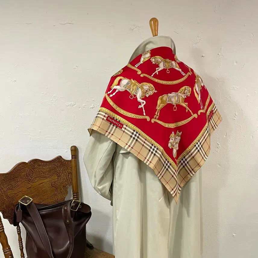 [BUNJANG] Burberrys Vintage Silk Scarf / Burberrys 빈티지 버버리 실크 스카프