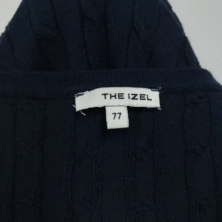 [BUNJANG] The Izzat 23SS Square Neck Knit Top / 더아이젤 23SS 반팔 스퀘어넥 니트 55