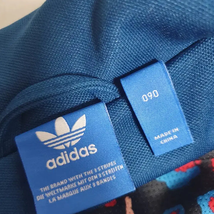[BUNJANG] Adidas Europa Track Top Floral Pattern Jersey Sapphire Blue (Size 90) / 아디다스 유로파 트랙탑 플로럴 패턴 져지 사파이어 블루 90