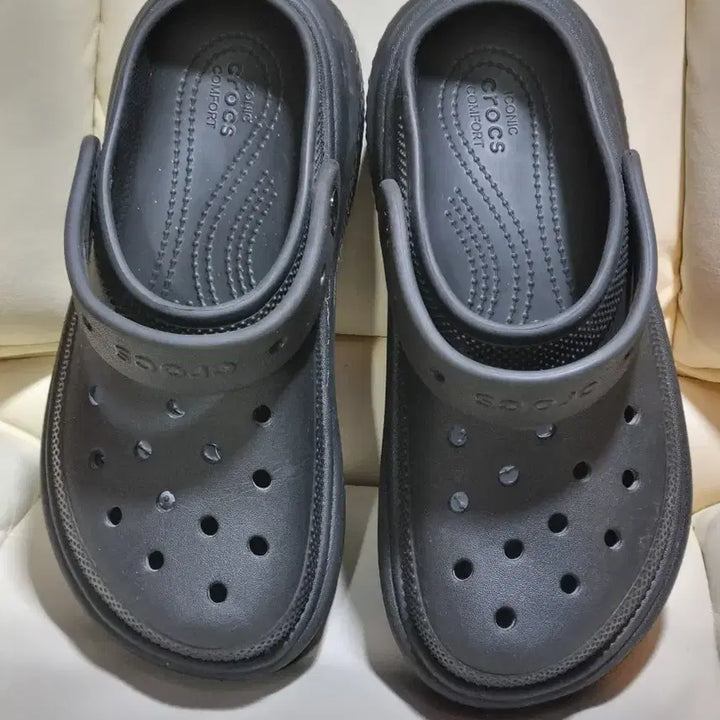 [SOLD OUT] [크록스 정품] 스톰프 클로그 샌들