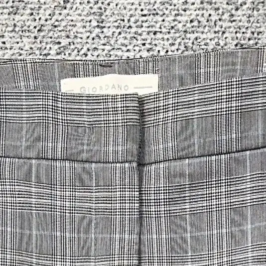 [BUNJANG] Giordano Check Light Gray Slacks / 지오다노 체크 라이트 그레이 슬랙스 26