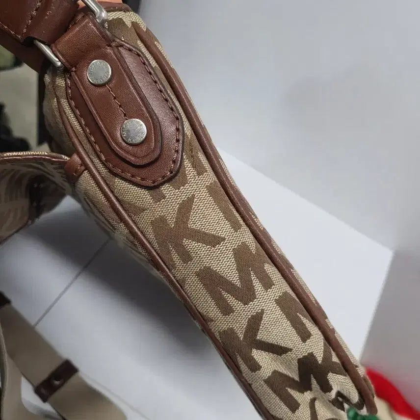 [BUNJANG] Michael Kors Square Crossbody Bag / 마이클코어스사각크로스백(무료배송)