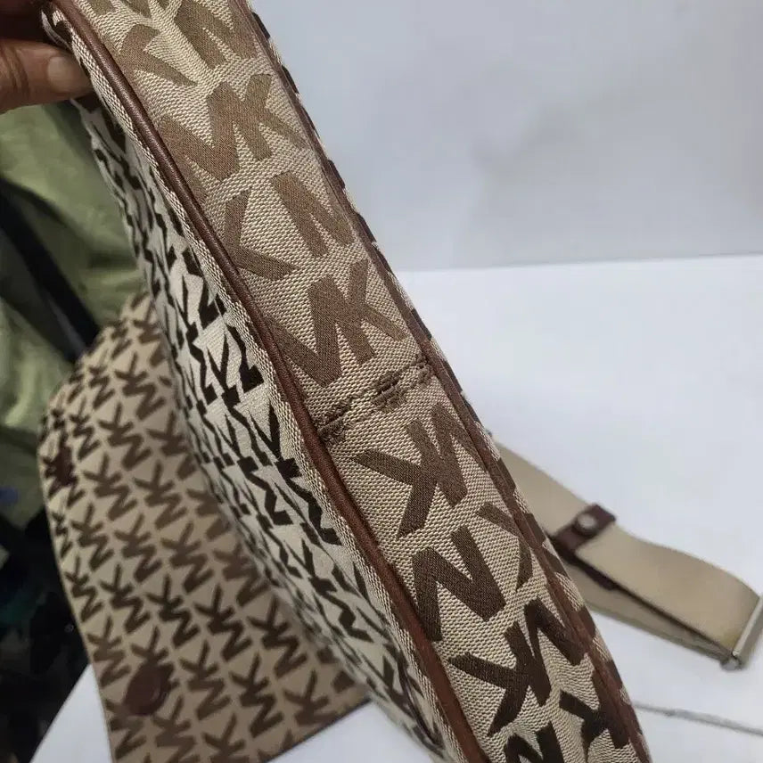 [BUNJANG] Michael Kors Square Crossbody Bag / 마이클코어스사각크로스백(무료배송)