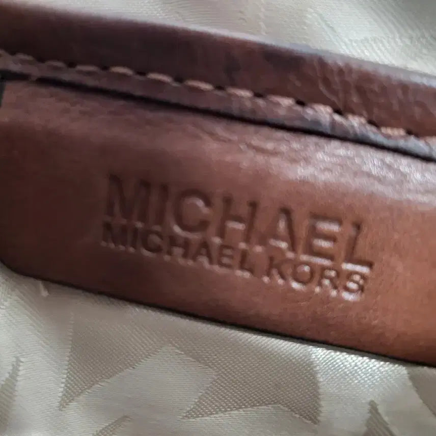 [BUNJANG] Michael Kors Square Crossbody Bag / 마이클코어스사각크로스백(무료배송)