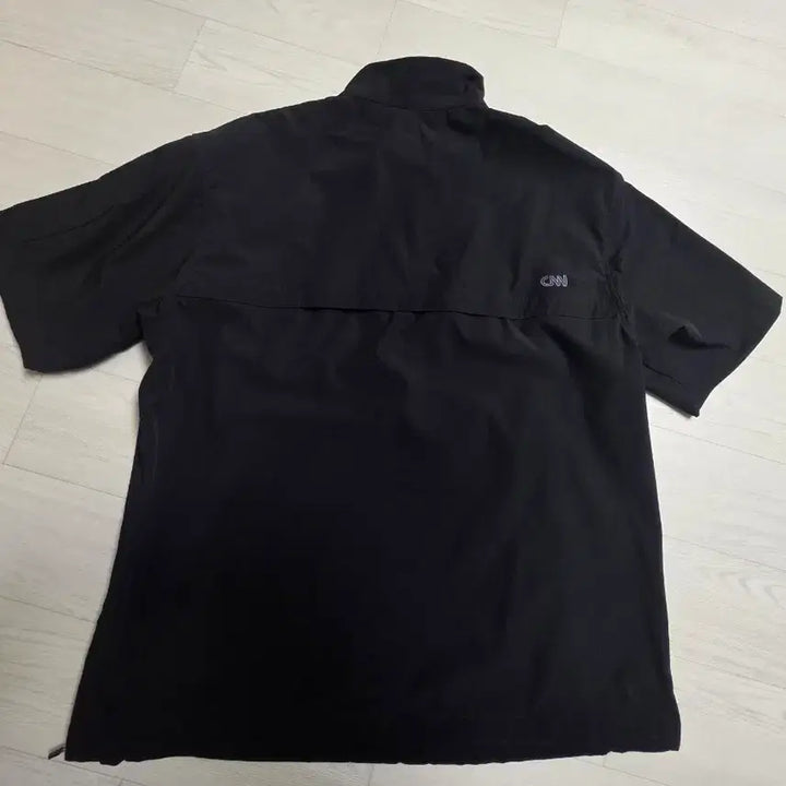 [BUNJANG] CNN Black Short Sleeve Anorak XL / CNN 블랙 반팔 아노락 XL사이즈