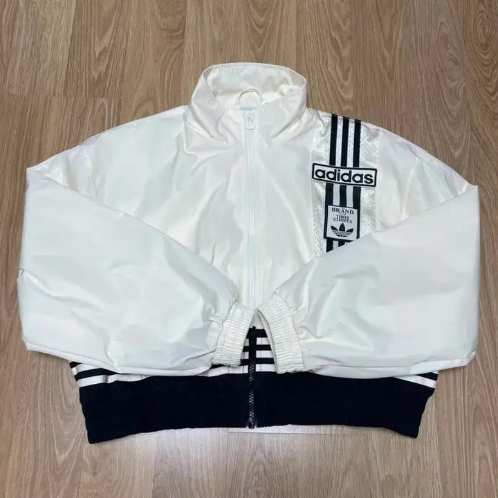 [BUNJANG] Adidas Two-in-One Cropped Windbreaker Cream White / 아디다스 투인원 크롭 윈드브레이크