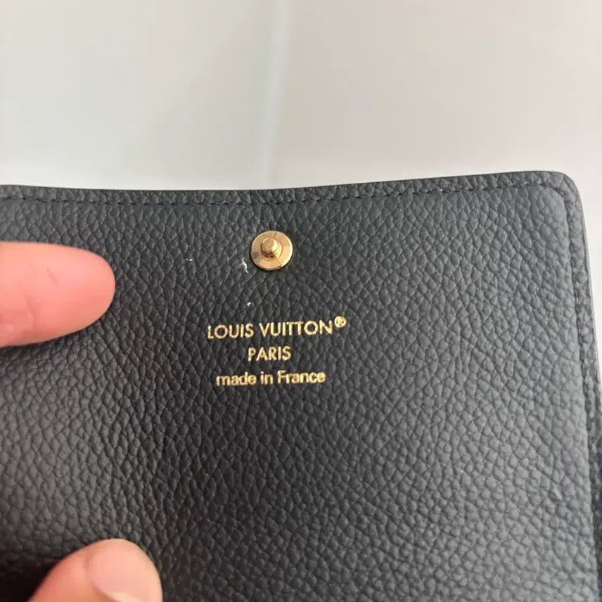 [BUNJANG] Louis Vuitton Black Leather Card Wallet / 루이비통 블랙 가죽 카드지갑(급처)
