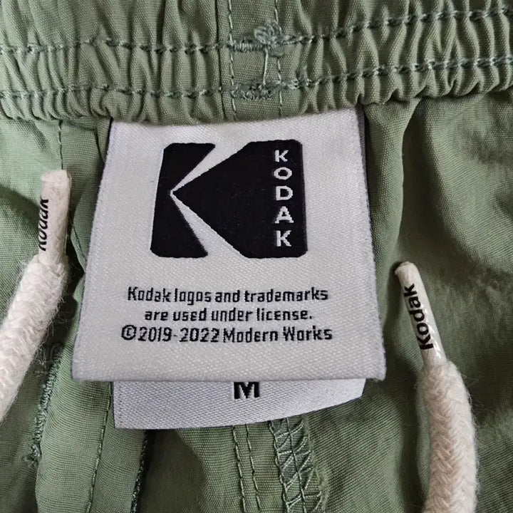 [BUNJANG] Kodak Woven Shorts (M) / 코닥 Kodak 우븐 쇼츠 (85)M