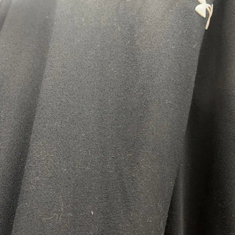 [BUNJANG] Under Armour Printed Logo Sweatshirt L / 언더아머 프린팅로고 가을 져지 스웻셔츠 맨투맨 L A09273