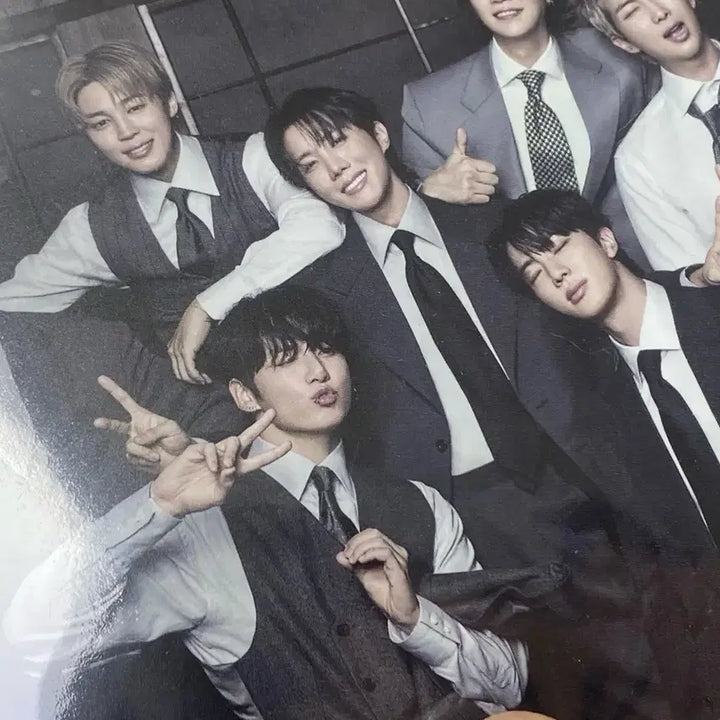 [BUNJANG] BTS Arirang Album Weverse POB Group Photo / 방탄소년단 아리랑 앨범 위버스 특전 단체 사진