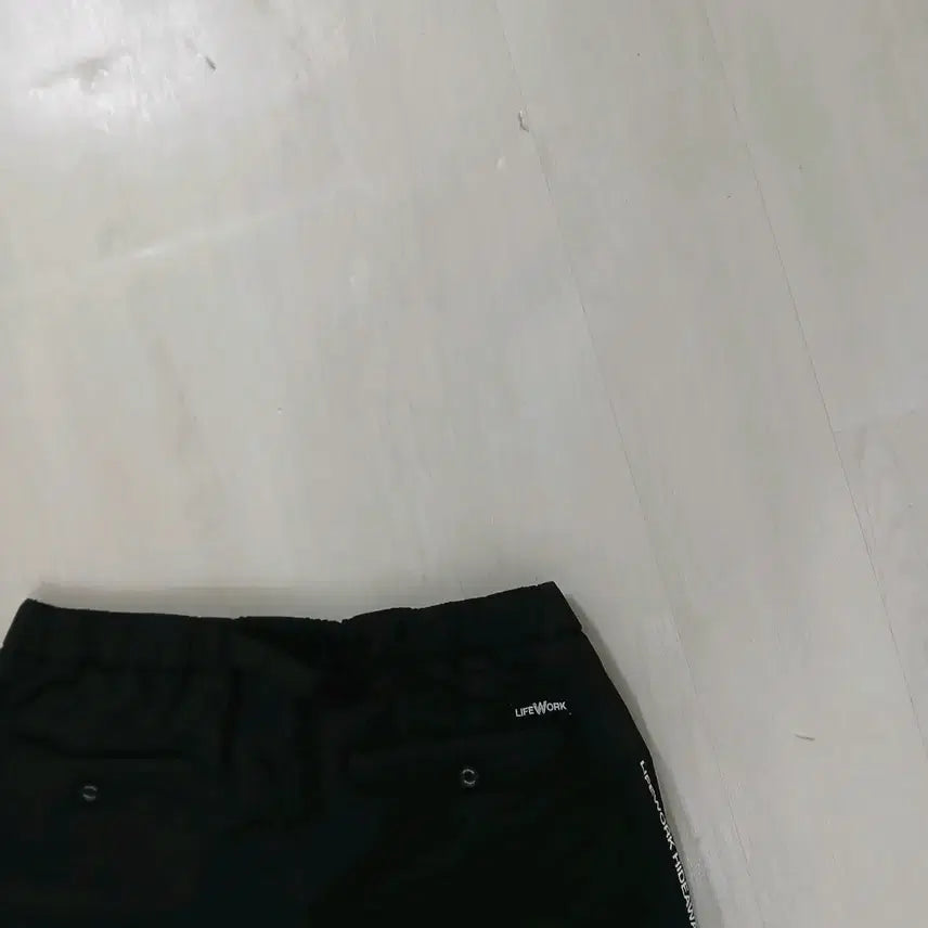 [BUNJANG] LifeWork Shorts Black 31-32 / 라이프워크 반바지 정품 31~32