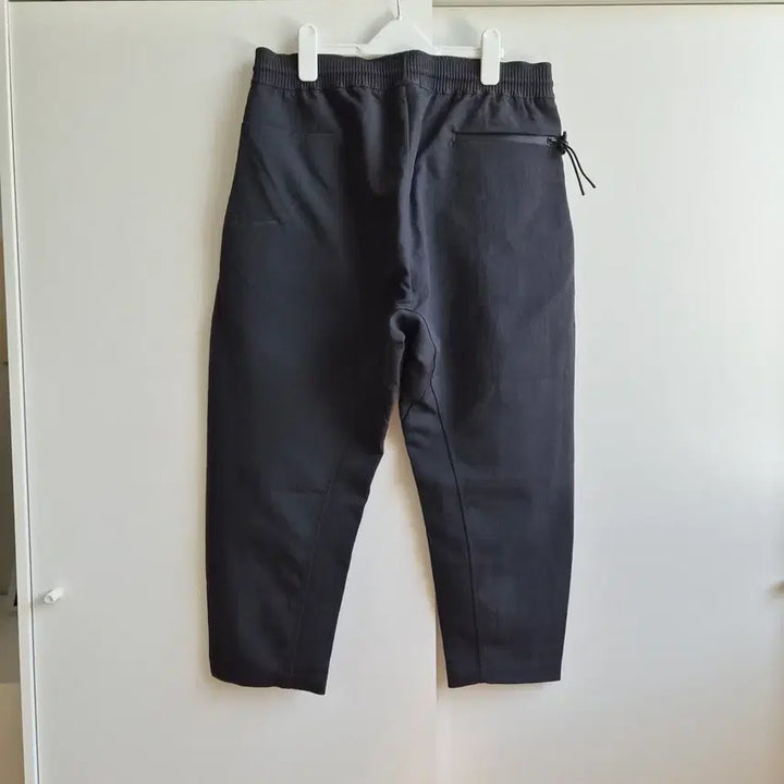 [SOLD OUT] 나이키 테크 팩 크롭 우븐 팬츠 xl