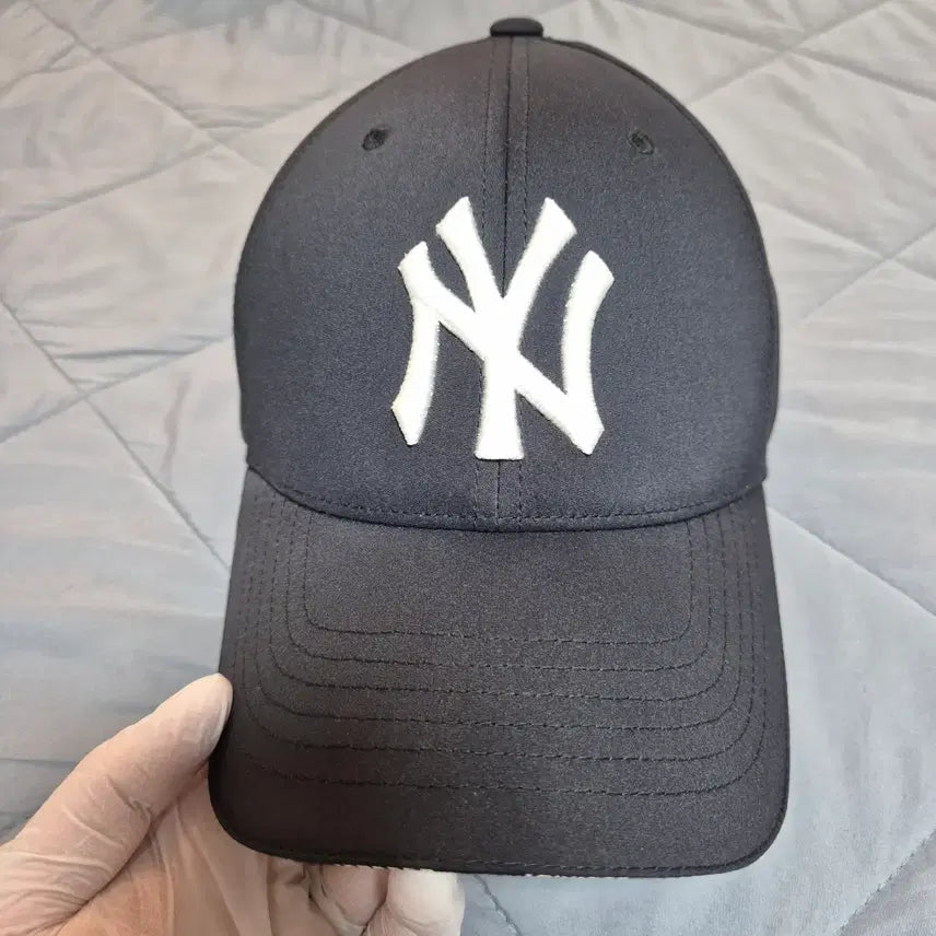 [SOLD OUT] MLB 공용 쿨필드 스트럭쳐 볼캡 레어템