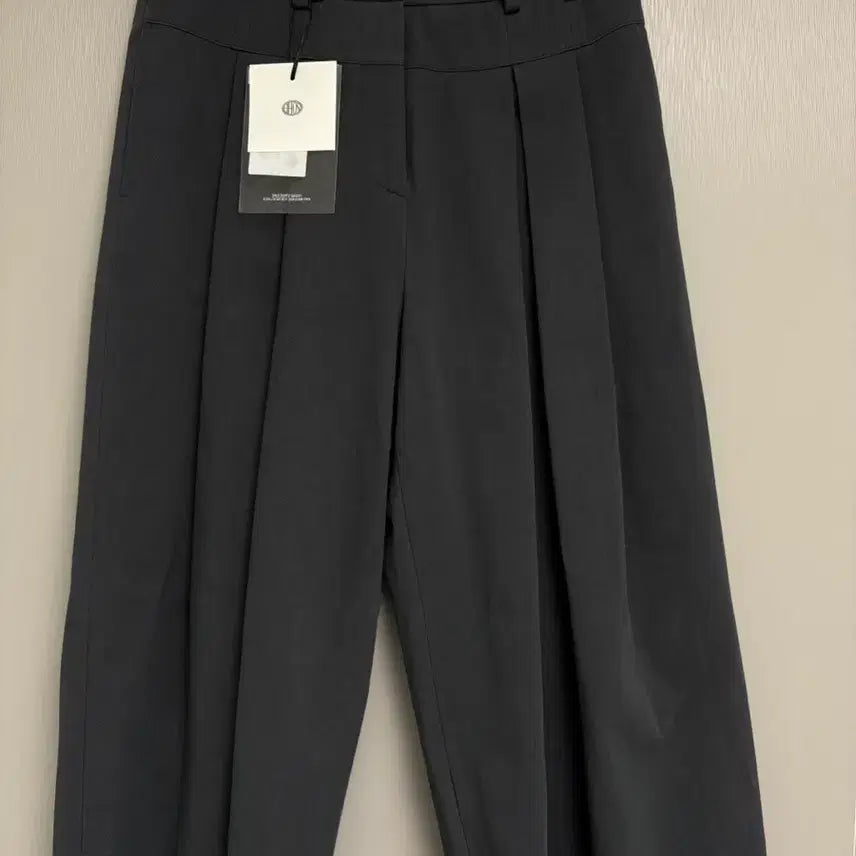 [BUNJANG] Ethos Pinstuck Mood Trousers / 에토스 핀턱 무드  트라우저 새상품
