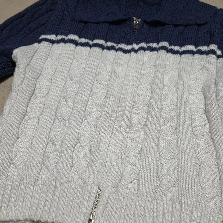 [BUNJANG] Cable Knit Zip-Up Cardigan / 케이블 니트 집업 가디건