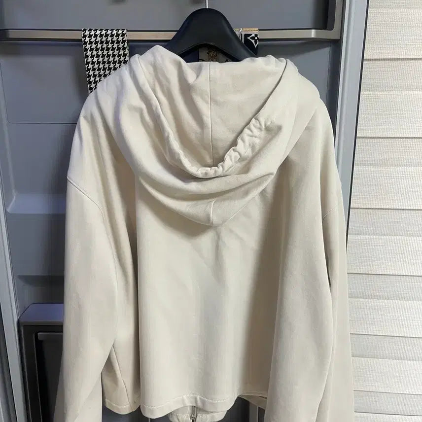 [BUNJANG] 26 Years The Cashmere Ivory Hooded Zip-up / 26년 더캐시미어 아이보리 후드집업