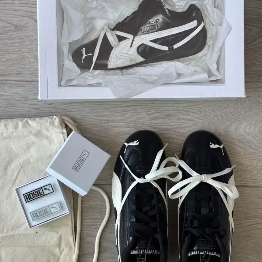 [SOLD OUT] (W) 푸마 x 로제 스피드캣 PRM 블랙 웜 화이트 245mm