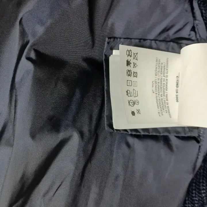 [SOLD OUT] 정품 몽클레어 후드 니트패딩 울 가디건
