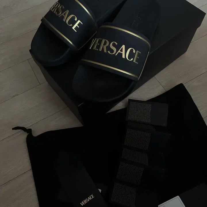 [BUNJANG] Versace Slides / 베르사체 슬리퍼