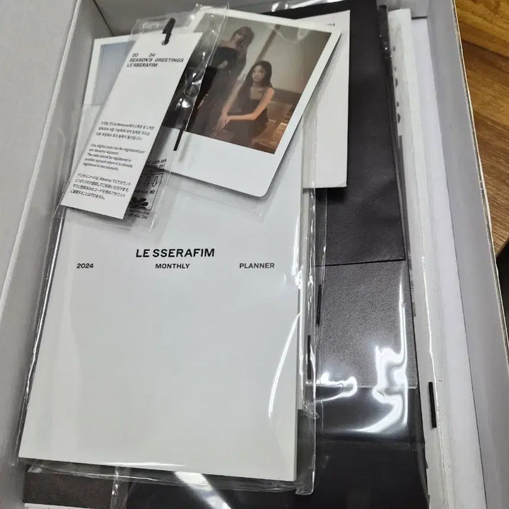 [BUNJANG] LE SSERAFIM Album + Photocard Set / 르세라핌 앨범 + 포카 세트