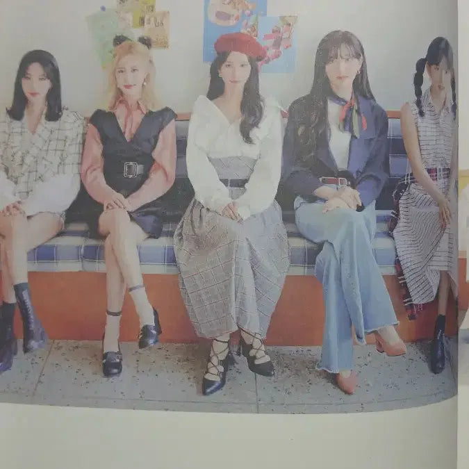 [BUNJANG] WJSN NEVERLAND Album (CD) / 우주소녀 NEVERLAND 앨범(CD포함)