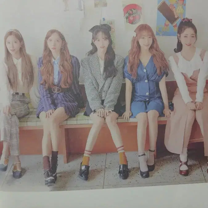 [BUNJANG] WJSN NEVERLAND Album (CD) / 우주소녀 NEVERLAND 앨범(CD포함)