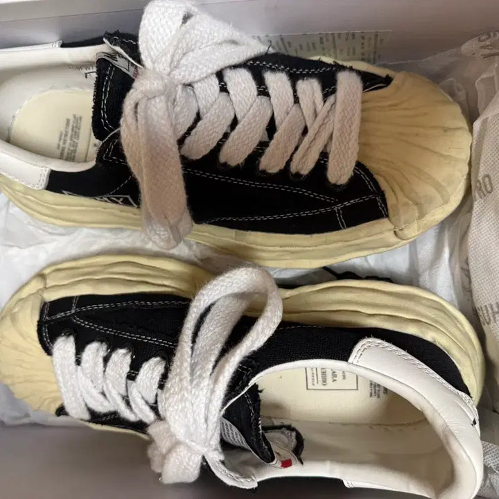 [BUNJANG] Mihara Yasuhiro Blakey Sneakers / 미하라 야스히로 블레이키 42