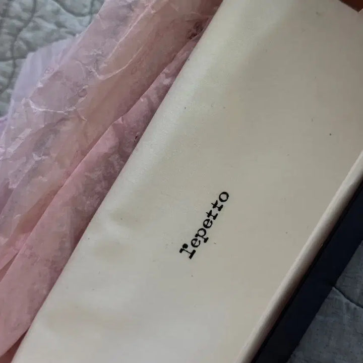 [BUNJANG] Repetto Cendrillon Gomme (Lily) Flats / 레페토 산드리옹 곰므 (릴리) 37.5