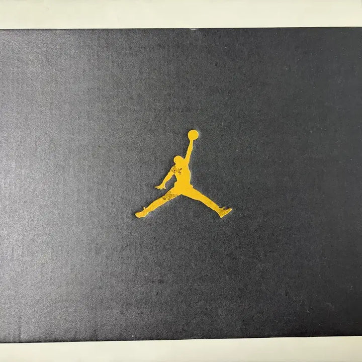 [BUNJANG] Nike Air Jordan 1 Low Shattered Backboard Sneakers / 조던 1 로우 쉐터드 백보드 553558-128 새상품