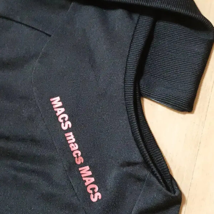 [SOLD OUT] 르꼬끄 여성 블랙 트레이닝 반바지 세트