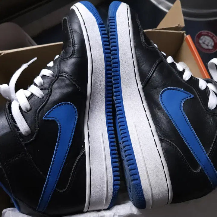 [BUNJANG] Nike Air Force 1 Mid Sneakers / 나이키 에어 포스 1 미드