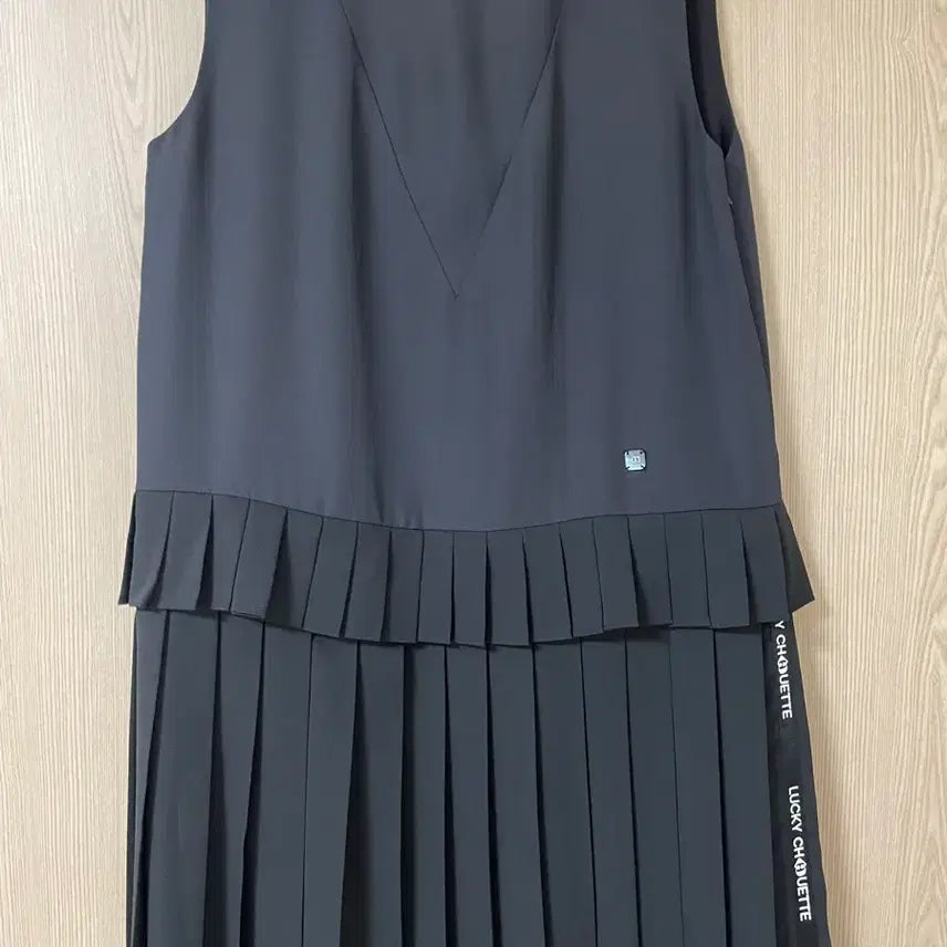 [SOLD OUT] 럭키슈에뜨 원피스 36