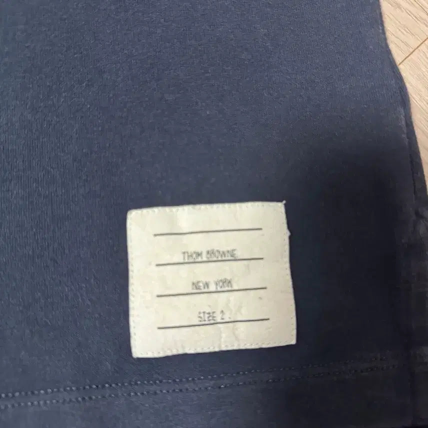 [BUNJANG] Thom Browne Dog Patch Navy Short Sleeve T-shirt / 톰브라운 네이비 독 와펜 반팔 티셔츠 사이즈 2
