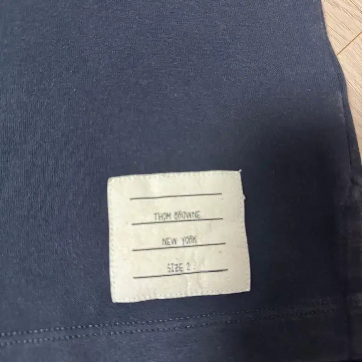[BUNJANG] Thom Browne Dog Patch Navy Short Sleeve T-shirt / 톰브라운 네이비 독 와펜 반팔 티셔츠 사이즈 2