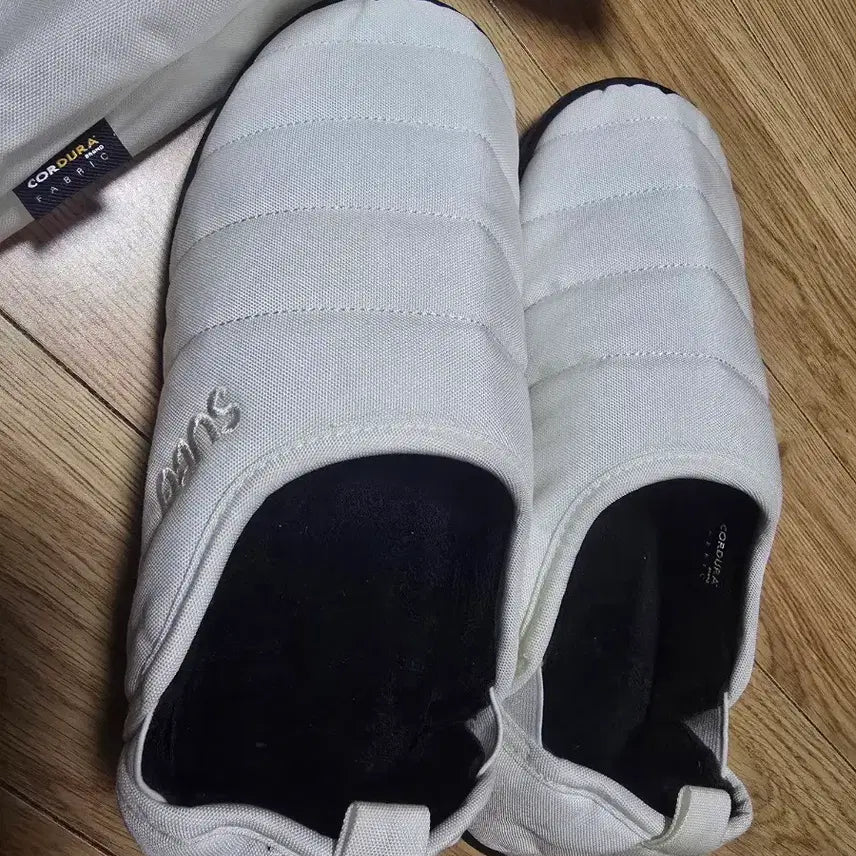 [SOLD OUT] SUBU 스부 amp  화이트