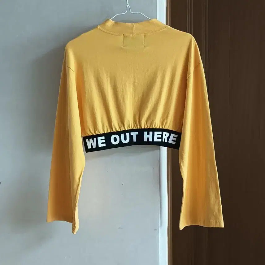 [BUNJANG] Lettering Crop Long Sleeve T-shirt / 레터링 크롭 긴팔티