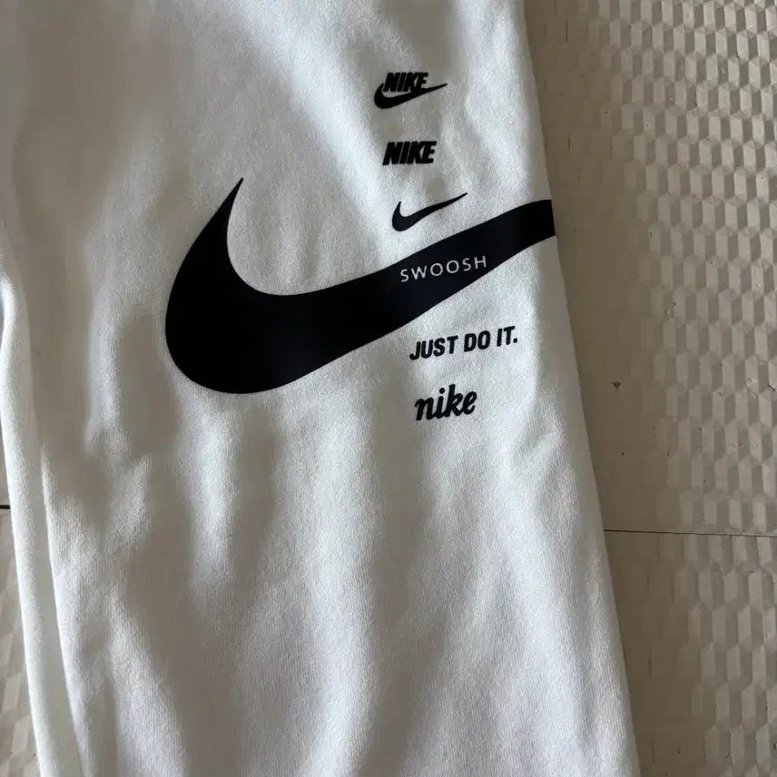 [BUNJANG] Nike Swoosh Training Jogger Pants / 나이키 스우시 트레이닝 조거팬츠