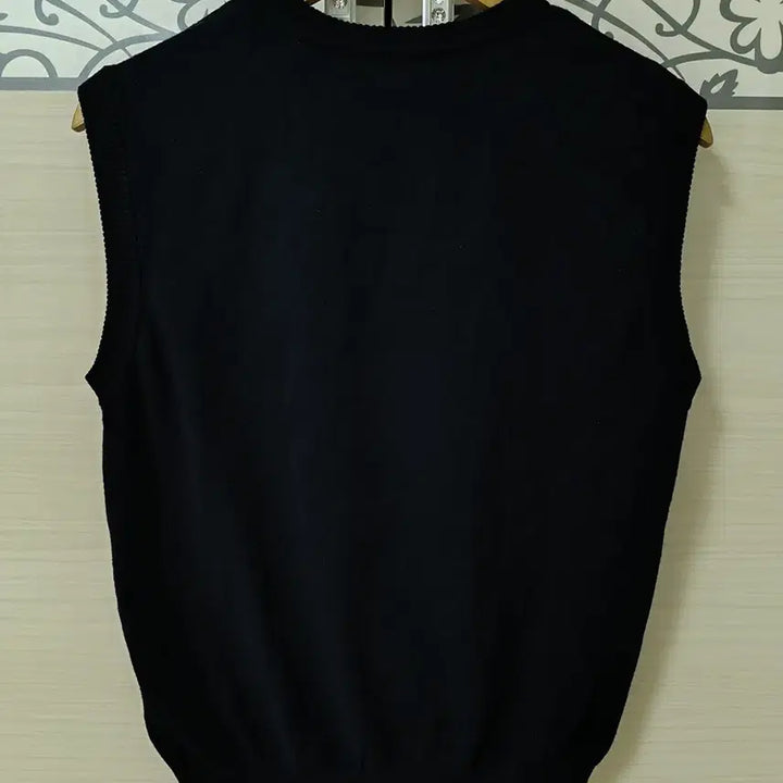 [BUNJANG] Crocodile V-Neck Knit Vest / [새상품] 크로커다일 브이넥 니트 베스트 조끼 100 (95)
