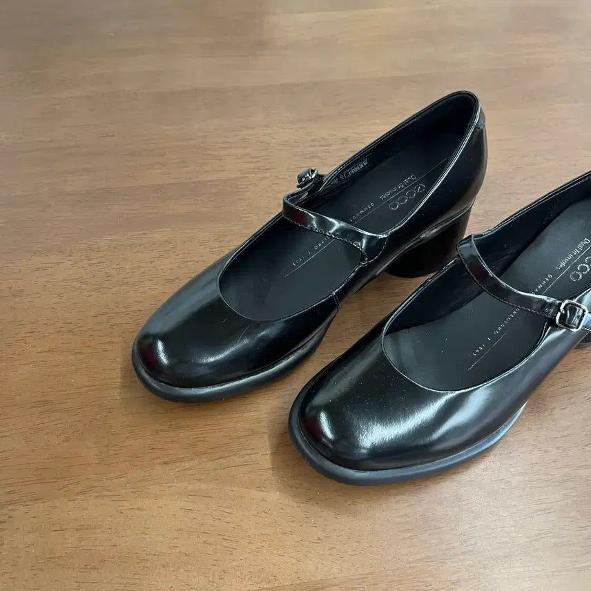 [BUNJANG] Eco Mary Jane Shoes Size 36 / 에코 메리제인 36