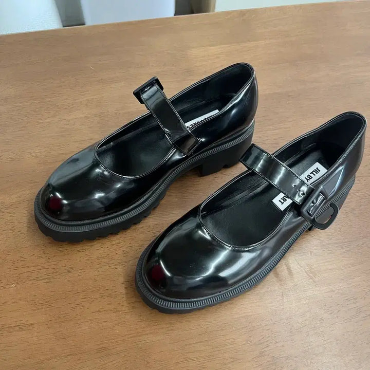 [BUNJANG] JILLSTUART New York Mary Jane Shoes Size 255 / 질바이질스튜어트 메리제인 255