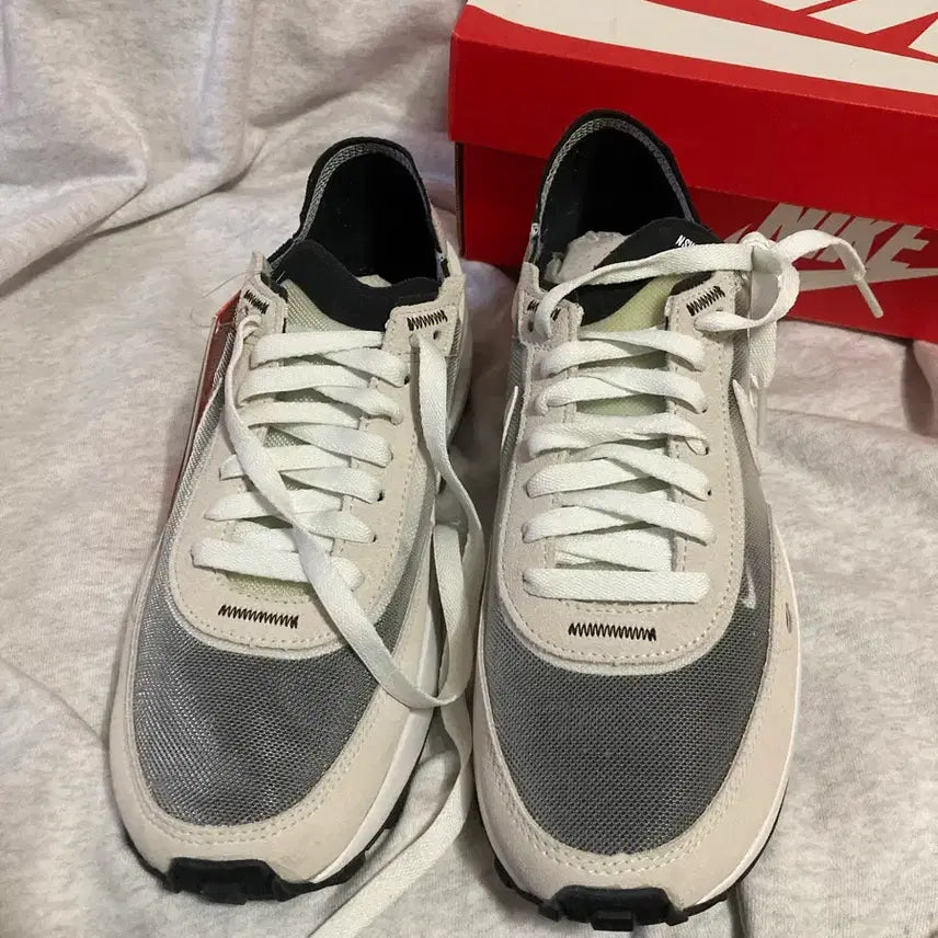 [BUNJANG] Nike Waffle One Summit White Sneakers / 나이키 와플 원 써밋 화이트