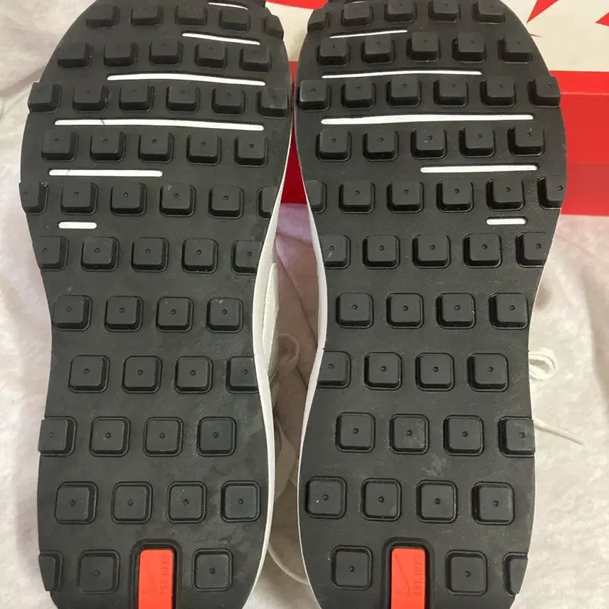 [BUNJANG] Nike Waffle One Summit White Sneakers / 나이키 와플 원 써밋 화이트