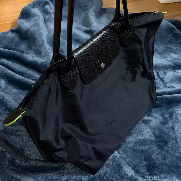 [BUNJANG] Longchamp Le Pliage Green M Shoulder Bag Black / 롱샴 르플리아쥬 그린 M 숄더백 블랙