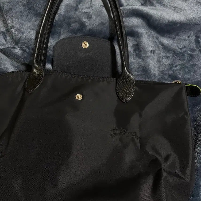 [BUNJANG] Longchamp Le Pliage Green M Shoulder Bag Black / 롱샴 르플리아쥬 그린 M 숄더백 블랙