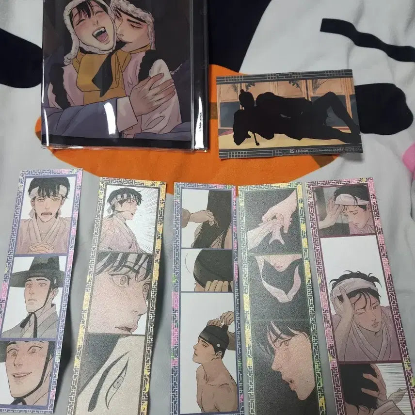[BUNJANG] Night Painting Book Cover &amp; Lenticular Postcard Bundle / 야화첩 책커버 인생컷 변온엽서 개봉