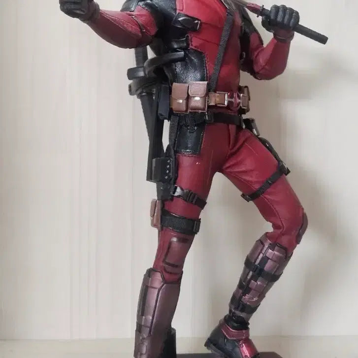 [BUNJANG] Hot Toys Deadpool 2 Figure / 핫토이 데드풀2 피규어