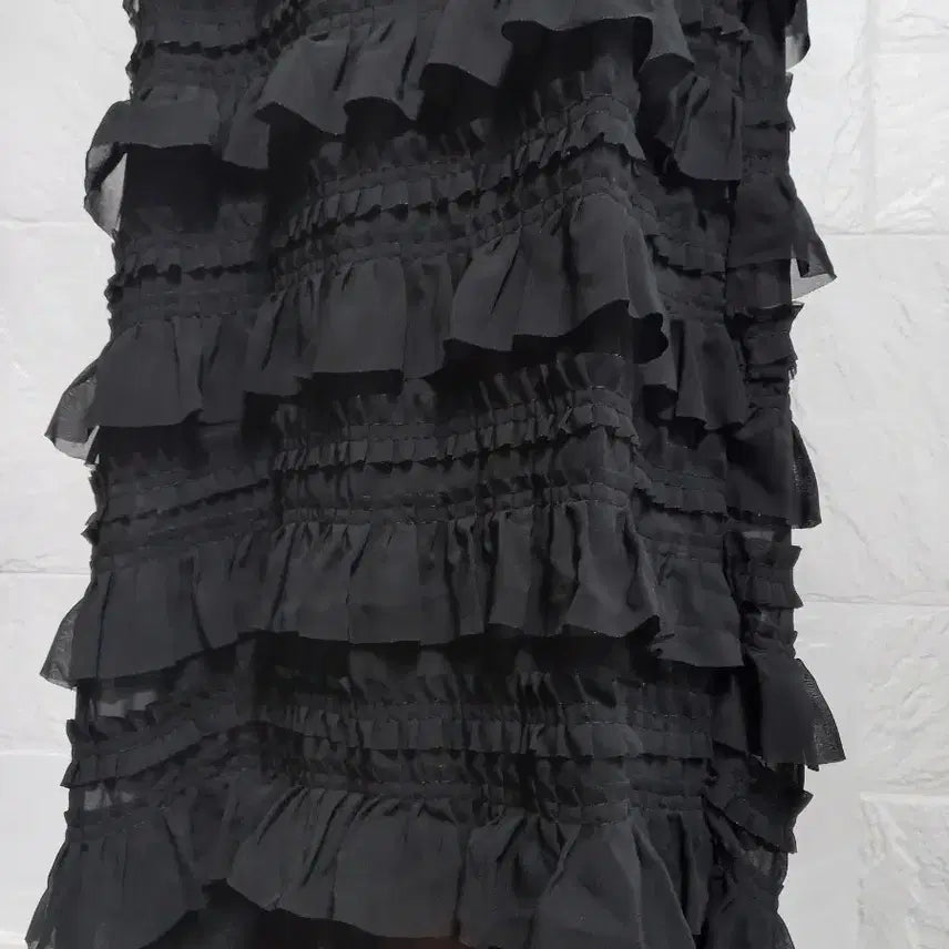 [BUNJANG] Black Frill Strap Long Dress / 블랙 프릴 끈 롱 원피스(새옷)